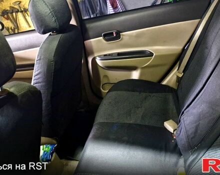 Синий Хендай Акцент, объемом двигателя 1.4 л и пробегом 142 тыс. км за 4800 $, фото 4 на Automoto.ua