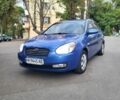 Синий Хендай Акцент, объемом двигателя 1.6 л и пробегом 270 тыс. км за 3800 $, фото 1 на Automoto.ua