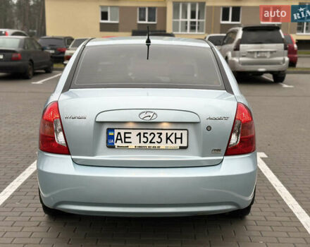 Синий Хендай Акцент, объемом двигателя 1.49 л и пробегом 135 тыс. км за 4900 $, фото 4 на Automoto.ua
