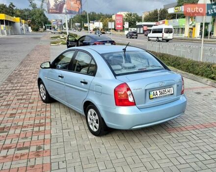 Синий Хендай Акцент, объемом двигателя 1.4 л и пробегом 57 тыс. км за 6550 $, фото 3 на Automoto.ua