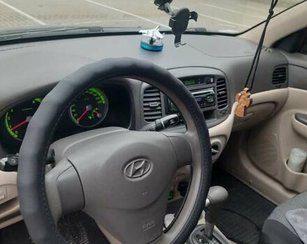 Синий Хендай Акцент, объемом двигателя 1.39 л и пробегом 143 тыс. км за 6150 $, фото 23 на Automoto.ua