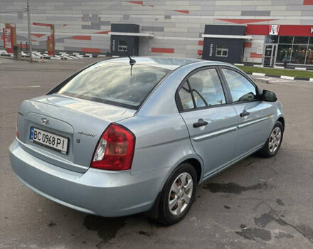 Синий Хендай Акцент, объемом двигателя 1.4 л и пробегом 99 тыс. км за 6000 $, фото 4 на Automoto.ua
