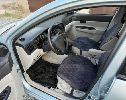 Синій Хендай Акцент, об'ємом двигуна 1.4 л та пробігом 168 тис. км за 4350 $, фото 7 на Automoto.ua