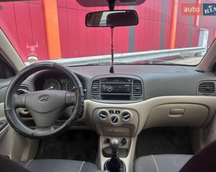 Синій Хендай Акцент, об'ємом двигуна 1.4 л та пробігом 206 тис. км за 4990 $, фото 12 на Automoto.ua