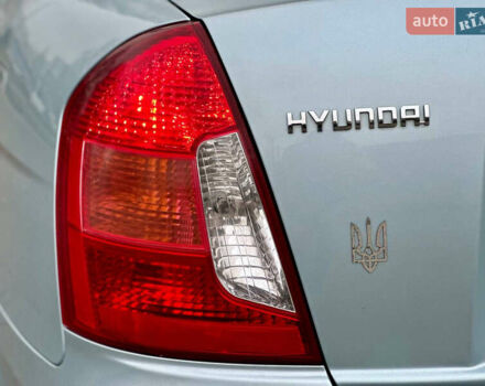 Синій Хендай Акцент, об'ємом двигуна 1.4 л та пробігом 102 тис. км за 4999 $, фото 27 на Automoto.ua