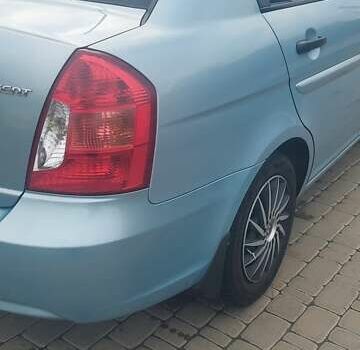 Синій Хендай Акцент, об'ємом двигуна 1.4 л та пробігом 287 тис. км за 4300 $, фото 6 на Automoto.ua