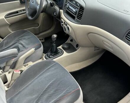 Синій Хендай Акцент, об'ємом двигуна 1.5 л та пробігом 178 тис. км за 6200 $, фото 5 на Automoto.ua