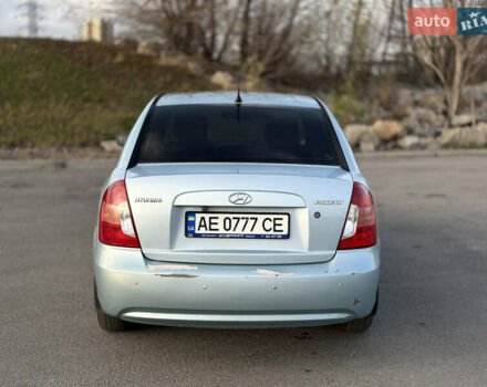 Синий Хендай Акцент, объемом двигателя 1.4 л и пробегом 315 тыс. км за 3599 $, фото 1 на Automoto.ua