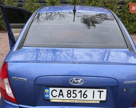 Синий Хендай Акцент, объемом двигателя 1.4 л и пробегом 210 тыс. км за 4000 $, фото 5 на Automoto.ua