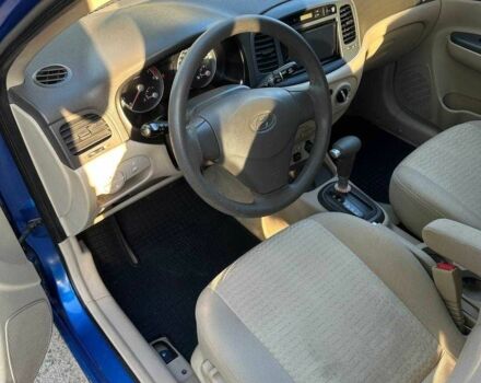 Синий Хендай Акцент, объемом двигателя 1.4 л и пробегом 193 тыс. км за 4500 $, фото 6 на Automoto.ua