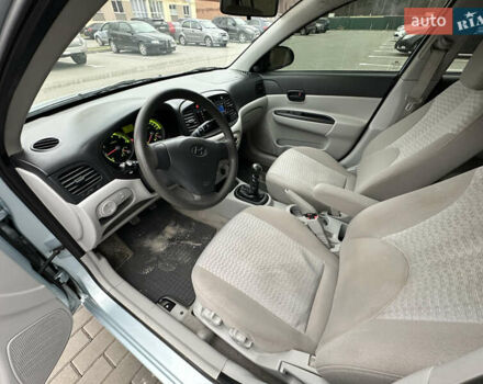 Синий Хендай Акцент, объемом двигателя 1.49 л и пробегом 135 тыс. км за 4900 $, фото 7 на Automoto.ua