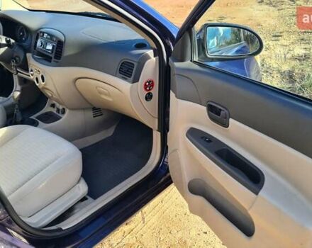 Синій Хендай Акцент, об'ємом двигуна 1.4 л та пробігом 269 тис. км за 4500 $, фото 13 на Automoto.ua