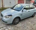 Синій Хендай Акцент, об'ємом двигуна 1.4 л та пробігом 102 тис. км за 5000 $, фото 1 на Automoto.ua
