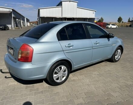 Синий Хендай Акцент, объемом двигателя 1.6 л и пробегом 205 тыс. км за 4700 $, фото 1 на Automoto.ua
