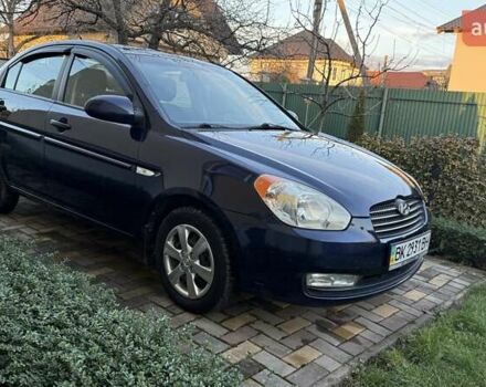 Синий Хендай Акцент, объемом двигателя 1.4 л и пробегом 130 тыс. км за 5000 $, фото 1 на Automoto.ua