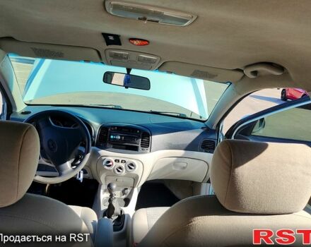 Синій Хендай Акцент, об'ємом двигуна 1.5 л та пробігом 300 тис. км за 5500 $, фото 2 на Automoto.ua