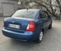 Синий Хендай Акцент, объемом двигателя 1.4 л и пробегом 210 тыс. км за 4100 $, фото 2 на Automoto.ua