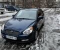 Синий Хендай Акцент, объемом двигателя 1.6 л и пробегом 181 тыс. км за 5100 $, фото 1 на Automoto.ua