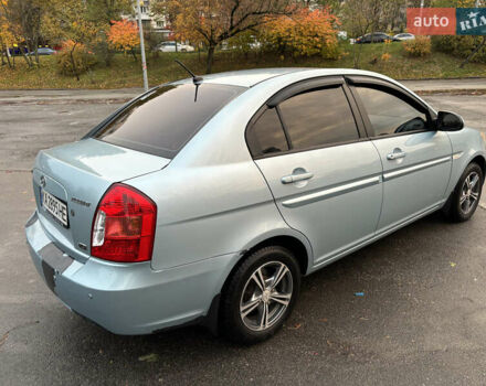 Синій Хендай Акцент, об'ємом двигуна 1.6 л та пробігом 181 тис. км за 5700 $, фото 4 на Automoto.ua