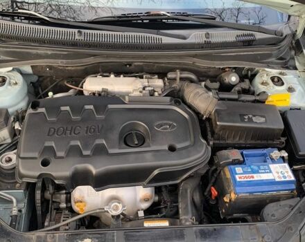 Синий Хендай Акцент, объемом двигателя 1.4 л и пробегом 195 тыс. км за 5100 $, фото 4 на Automoto.ua