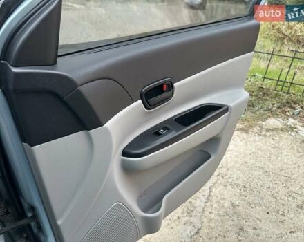 Синий Хендай Акцент, объемом двигателя 1.4 л и пробегом 180 тыс. км за 6200 $, фото 74 на Automoto.ua