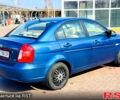 Синий Хендай Акцент, объемом двигателя 1.6 л и пробегом 335 тыс. км за 4000 $, фото 2 на Automoto.ua