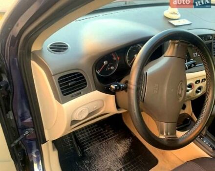 Синий Хендай Акцент, объемом двигателя 1.4 л и пробегом 250 тыс. км за 5800 $, фото 3 на Automoto.ua