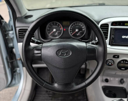 Синій Хендай Акцент, об'ємом двигуна 1.6 л та пробігом 182 тис. км за 4790 $, фото 45 на Automoto.ua