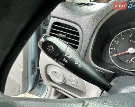 Синій Хендай Акцент, об'ємом двигуна 1.4 л та пробігом 201 тис. км за 5999 $, фото 59 на Automoto.ua