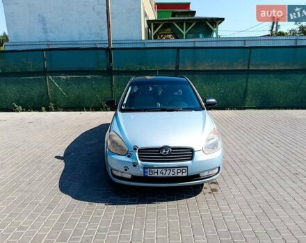 Синий Хендай Акцент, объемом двигателя 1.4 л и пробегом 315 тыс. км за 3800 $, фото 1 на Automoto.ua