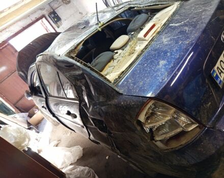 Синий Хендай Акцент, объемом двигателя 1.5 л и пробегом 170 тыс. км за 2500 $, фото 6 на Automoto.ua