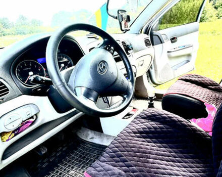 Синій Хендай Акцент, об'ємом двигуна 1.6 л та пробігом 210 тис. км за 5000 $, фото 7 на Automoto.ua