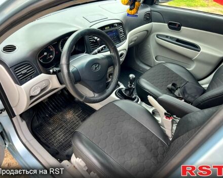 Синій Хендай Акцент, об'ємом двигуна 1.4 л та пробігом 212 тис. км за 4999 $, фото 11 на Automoto.ua