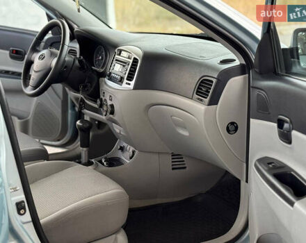 Синий Хендай Акцент, объемом двигателя 1.59 л и пробегом 181 тыс. км за 5600 $, фото 18 на Automoto.ua