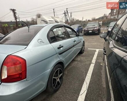 Синий Хендай Акцент, объемом двигателя 1.4 л и пробегом 220 тыс. км за 5200 $, фото 2 на Automoto.ua