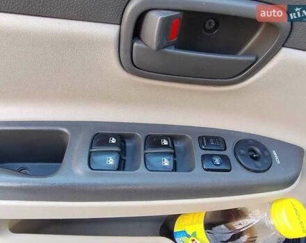 Синий Хендай Акцент, объемом двигателя 1.4 л и пробегом 110 тыс. км за 5400 $, фото 11 на Automoto.ua