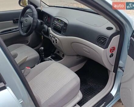 Синий Хендай Акцент, объемом двигателя 1.4 л и пробегом 100 тыс. км за 5300 $, фото 10 на Automoto.ua