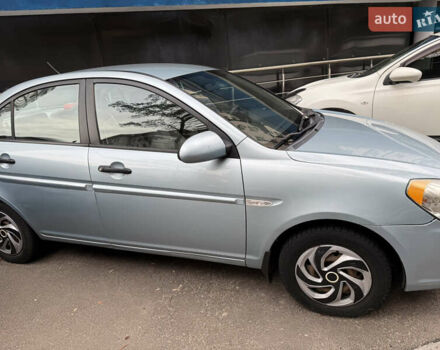 Хендай Акцент 2009 в Киеве на Automoto.ua Синий Хендай Акцент, объемом двигателя 1.4 л и пробегом 167 тыс. км за 5400 $, фото 1 на Automoto.ua