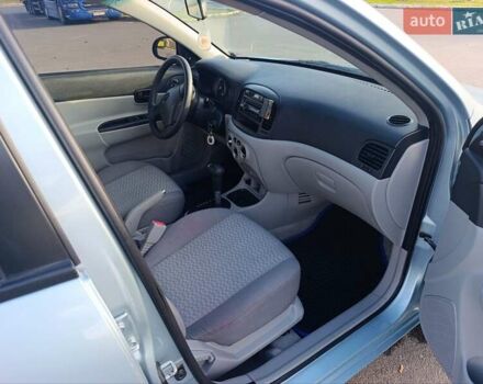 Синій Хендай Акцент, об'ємом двигуна 1.4 л та пробігом 215 тис. км за 4700 $, фото 5 на Automoto.ua