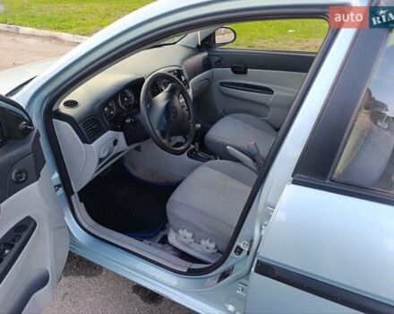 Синій Хендай Акцент, об'ємом двигуна 1.4 л та пробігом 215 тис. км за 4700 $, фото 2 на Automoto.ua