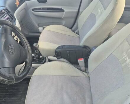 Хендай Акцент 2010 в Ивано-Франковске на Automoto.ua Синий Хендай Акцент, объемом двигателя 1.4 л и пробегом 88 тыс. км за 5750 $, фото 24 на Automoto.ua