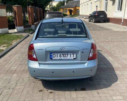 Синий Хендай Акцент, объемом двигателя 1.4 л и пробегом 101 тыс. км за 5900 $, фото 3 на Automoto.ua