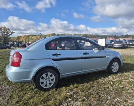 Синий Хендай Акцент, объемом двигателя 0 л и пробегом 88 тыс. км за 5750 $, фото 2 на Automoto.ua