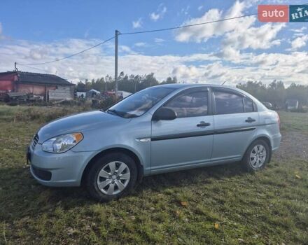 Хендай Акцент 2010 в Ивано-Франковске на Automoto.ua Синий Хендай Акцент, объемом двигателя 1.4 л и пробегом 88 тыс. км за 5750 $, фото 3 на Automoto.ua