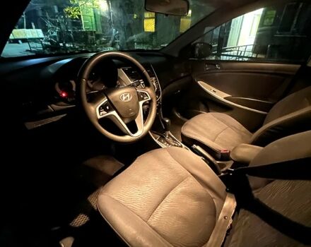 Синий Хендай Акцент, объемом двигателя 1.4 л и пробегом 195 тыс. км за 7000 $, фото 3 на Automoto.ua