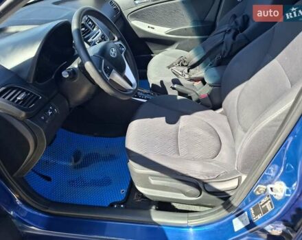 Синій Хендай Акцент, об'ємом двигуна 1.59 л та пробігом 197 тис. км за 7400 $, фото 5 на Automoto.ua