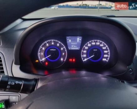 Синий Хендай Акцент, объемом двигателя 1.6 л и пробегом 209 тыс. км за 6500 $, фото 16 на Automoto.ua