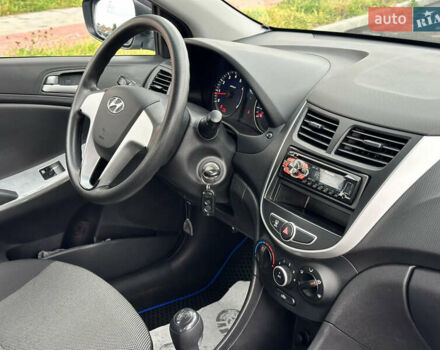 Синій Хендай Акцент, об'ємом двигуна 1.4 л та пробігом 47 тис. км за 7400 $, фото 65 на Automoto.ua
