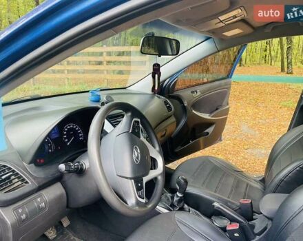 Синий Хендай Акцент, объемом двигателя 1.4 л и пробегом 128 тыс. км за 6800 $, фото 5 на Automoto.ua