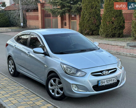 Синій Хендай Акцент, об'ємом двигуна 1.4 л та пробігом 142 тис. км за 8800 $, фото 9 на Automoto.ua